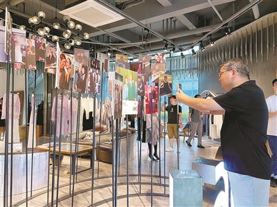 工业旅游新篇章 杭州家电工厂的“旗袍美酒”与智慧制造盛宴